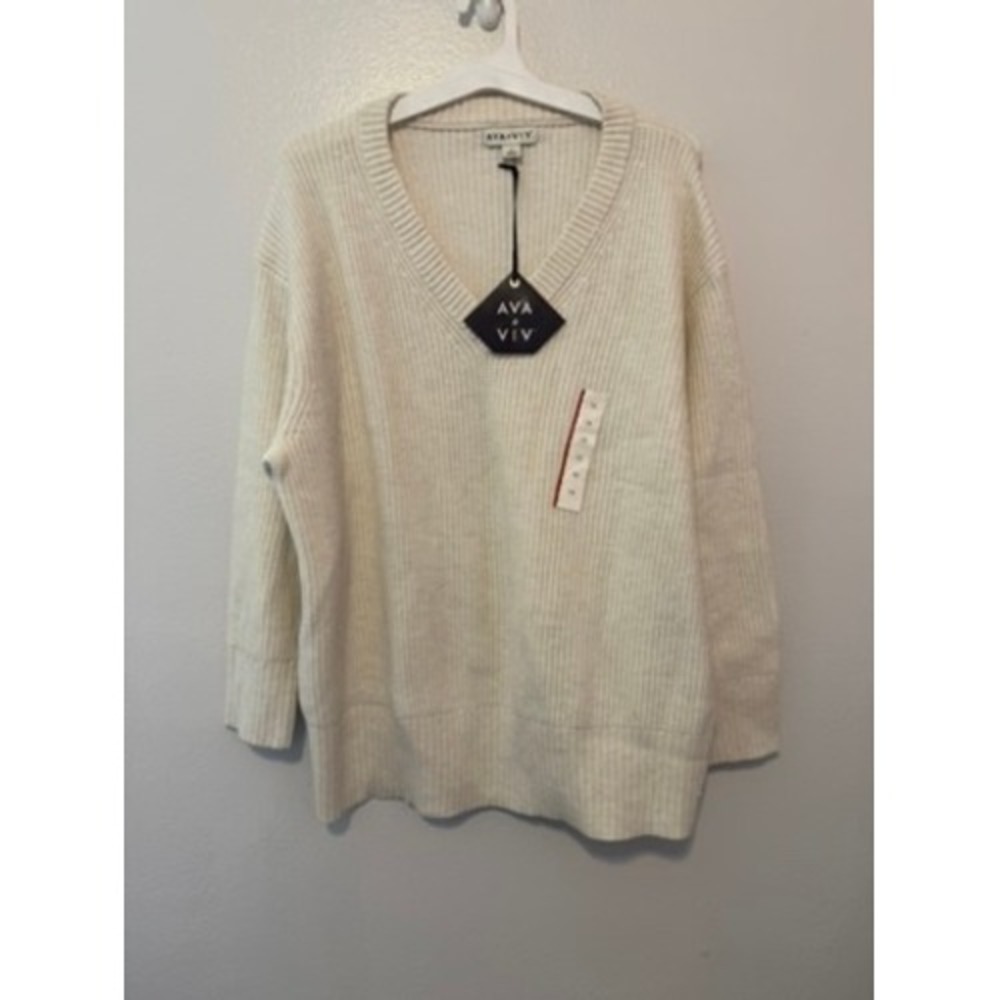 Ava & Viv Womens 1X Cream Ribbed V-Neck Long Sleeve Pullover Sweater NWT